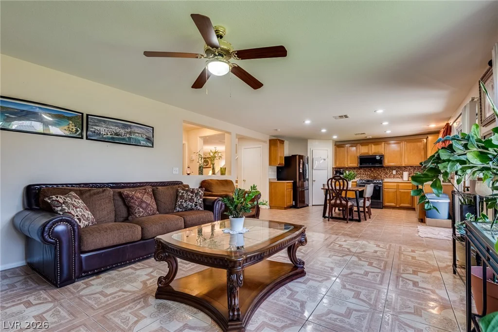 3529 Colby Creek, North Las Vegas, NV 89081