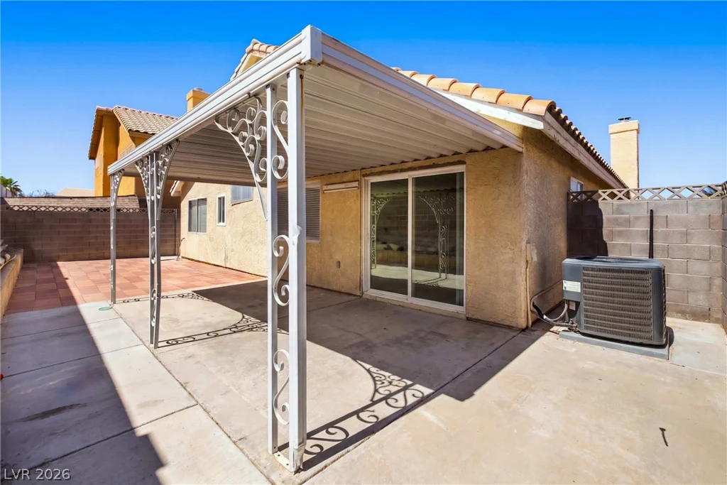 2568 Windy Leaf, Las Vegas, NV 89156