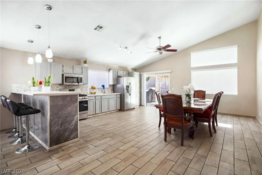 2568 Windy Leaf, Las Vegas, NV 89156