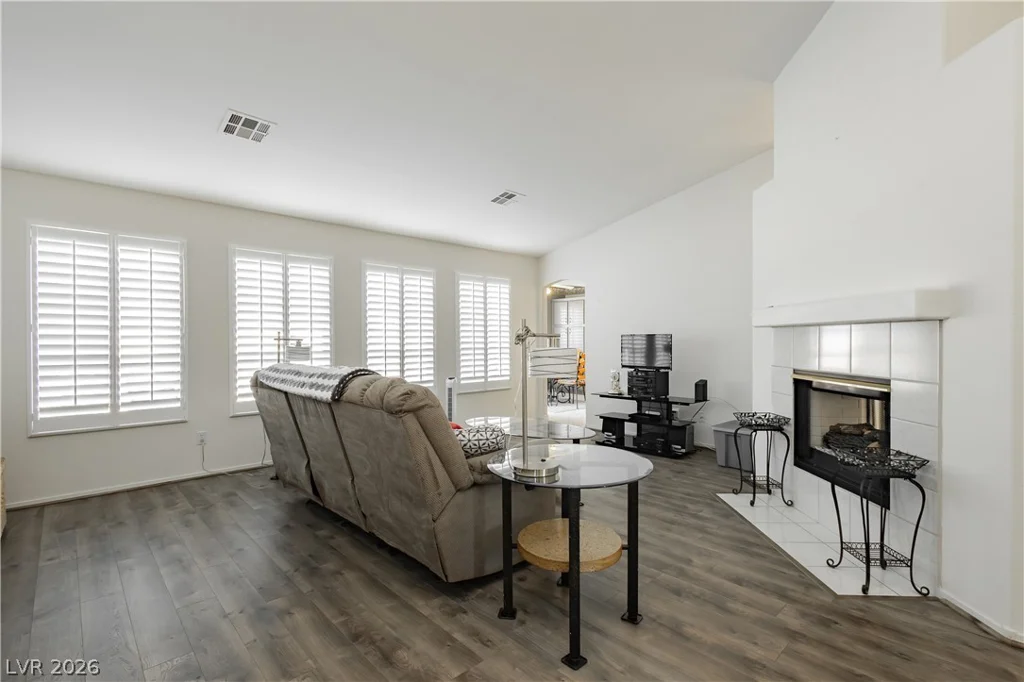6120 Satre, North Las Vegas, NV 89031