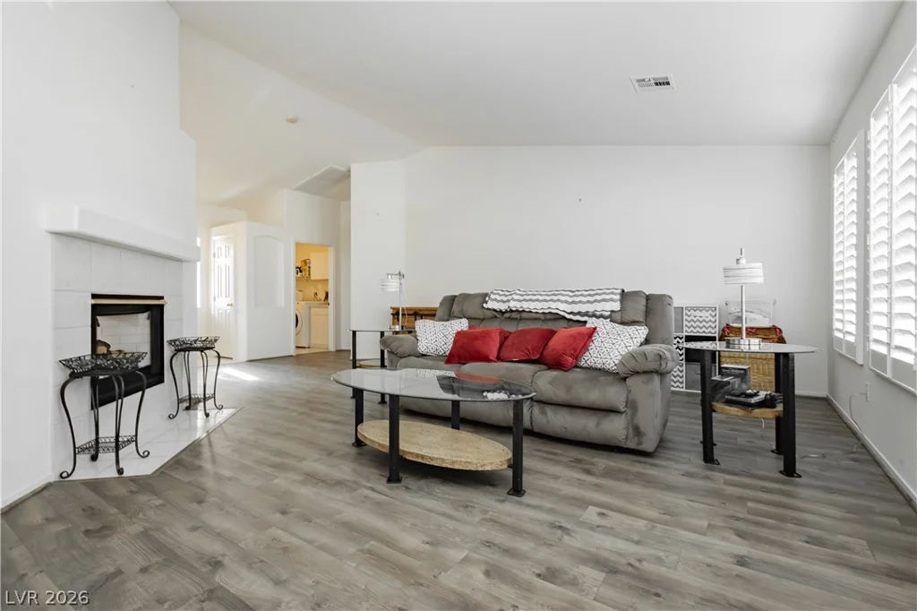 6120 Satre, North Las Vegas, NV 89031