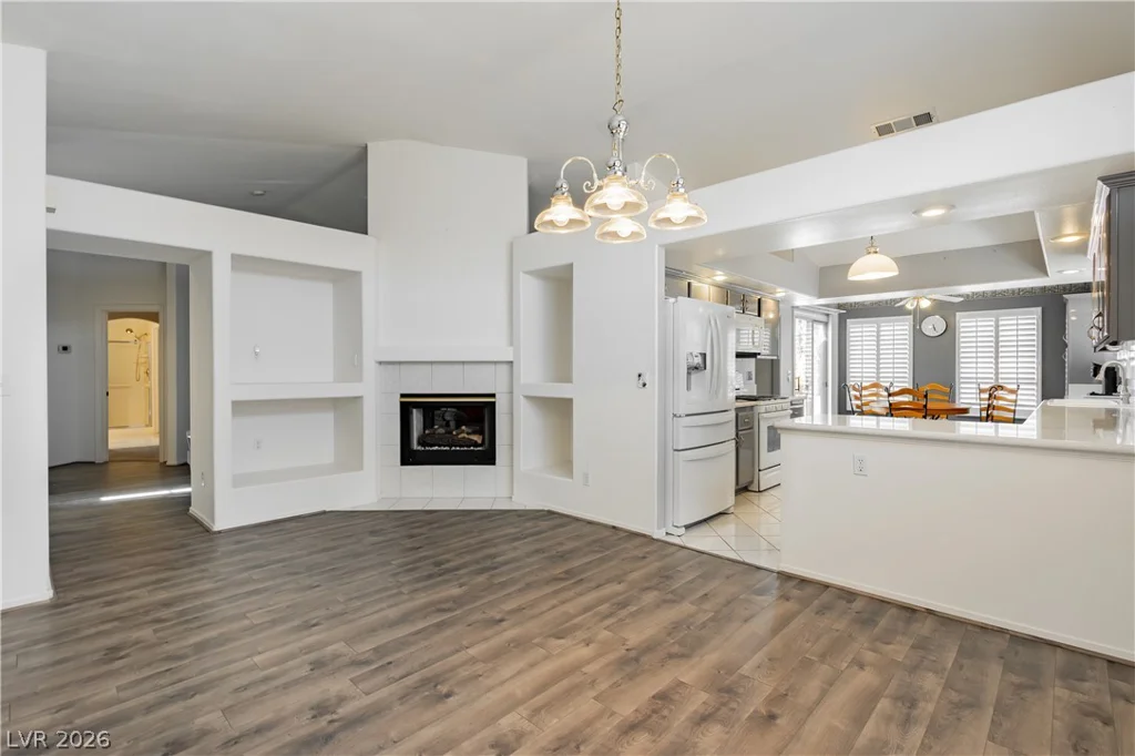 6120 Satre, North Las Vegas, NV 89031