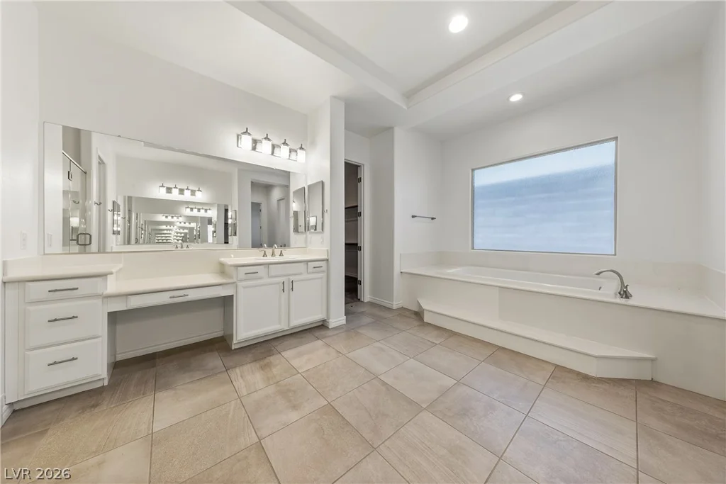 10100 Cambridge Brook, Las Vegas, NV 89149