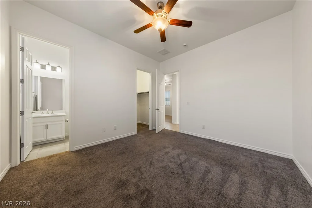 10100 Cambridge Brook, Las Vegas, NV 89149