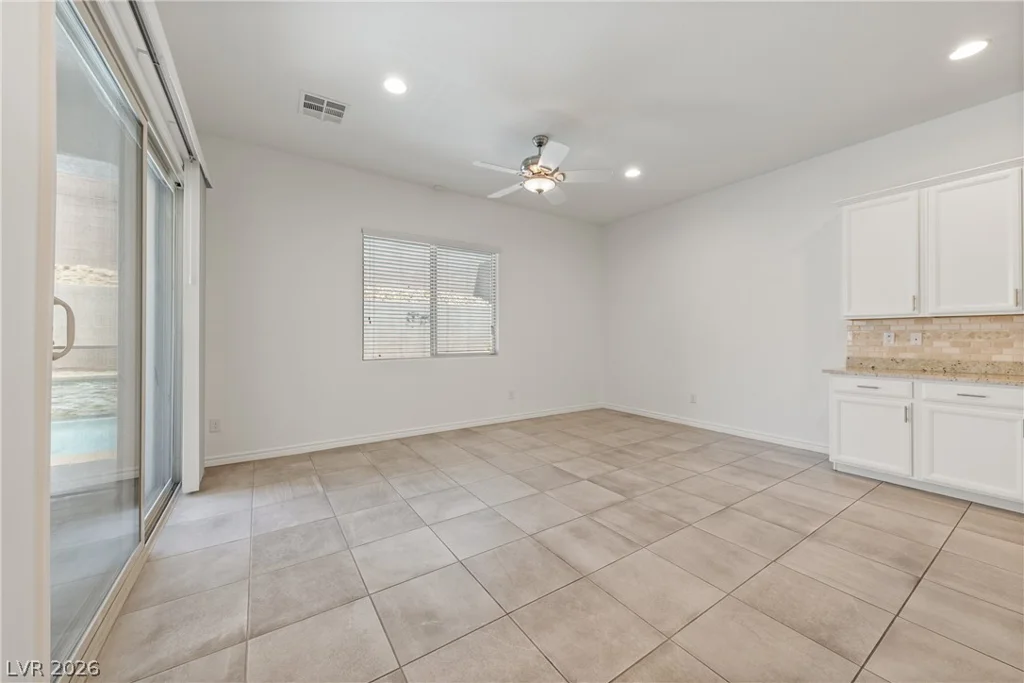 10100 Cambridge Brook, Las Vegas, NV 89149