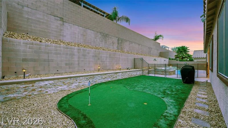 10100 Cambridge Brook, Las Vegas, NV 89149