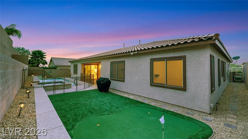 10100 Cambridge Brook, Las Vegas, NV 89149