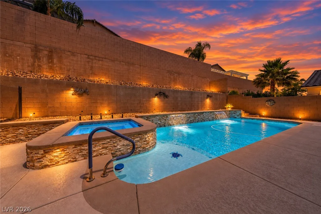 10100 Cambridge Brook, Las Vegas, NV 89149