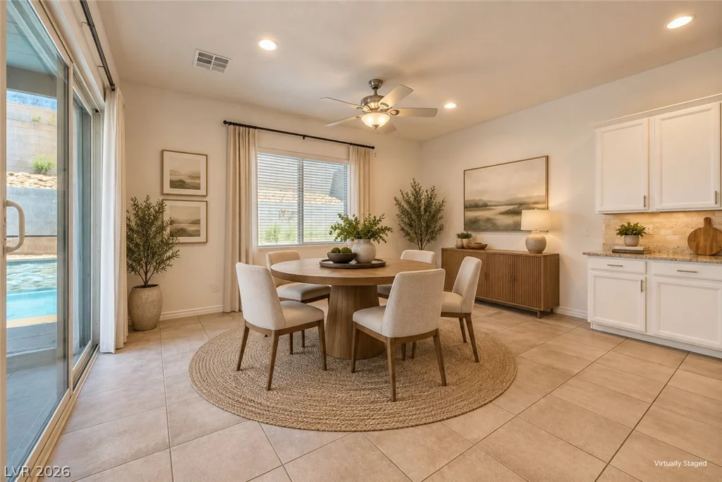 10100 Cambridge Brook, Las Vegas, NV 89149