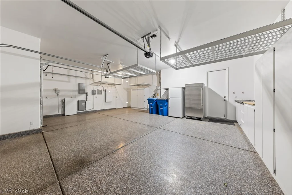 10100 Cambridge Brook, Las Vegas, NV 89149