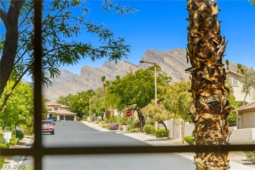 2116 Stone Croft, Las Vegas, NV 89134