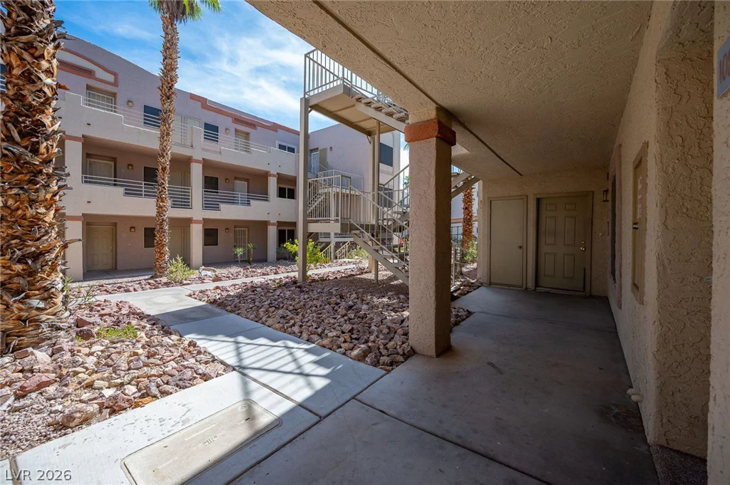2076 Mesquite, Laughlin, NV 89029