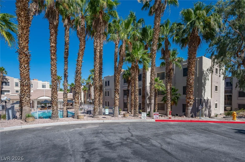 2076 Mesquite, Laughlin, NV 89029