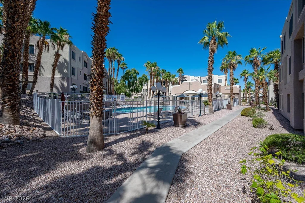 2076 Mesquite, Laughlin, NV 89029