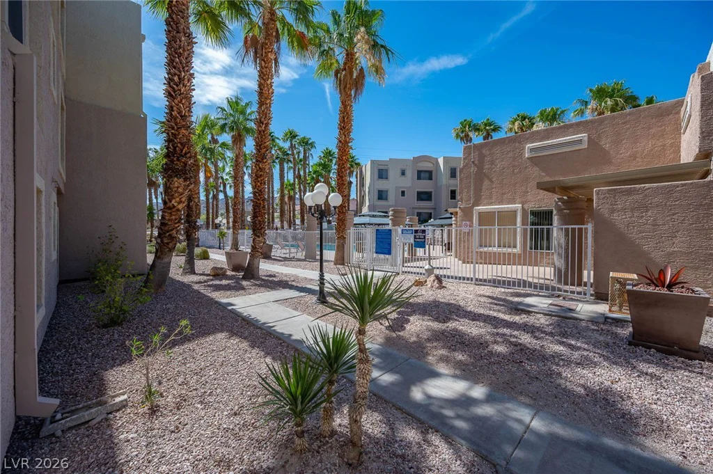 2076 Mesquite, Laughlin, NV 89029