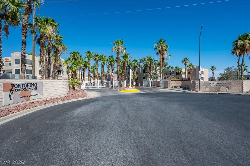 2076 Mesquite, Laughlin, NV 89029