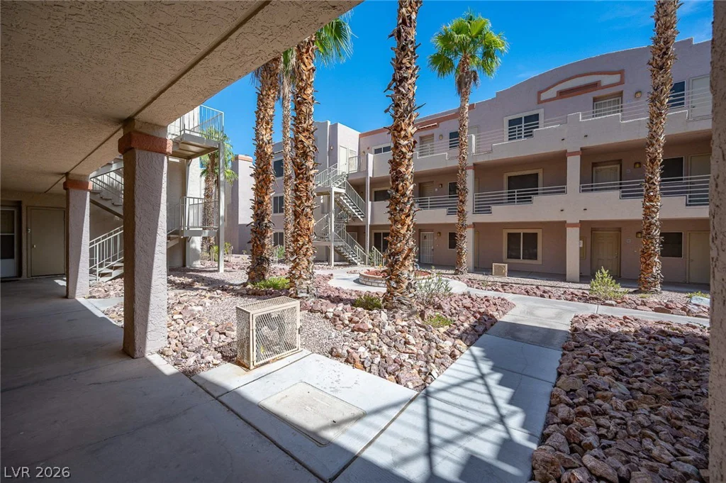 2076 Mesquite, Laughlin, NV 89029