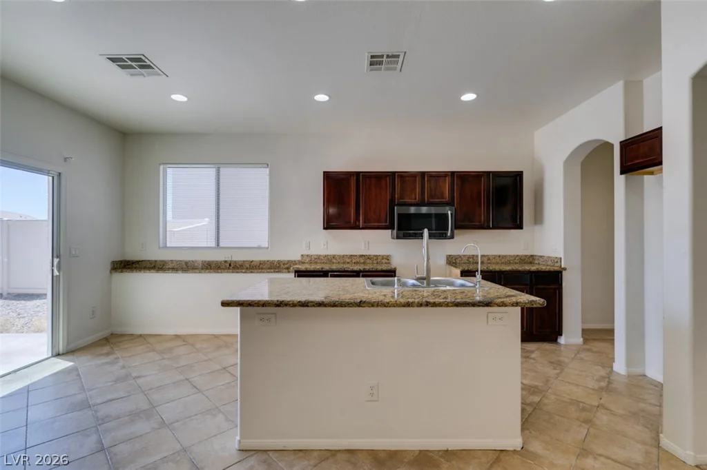 5150 Riverside Run, North Las Vegas, NV 89081