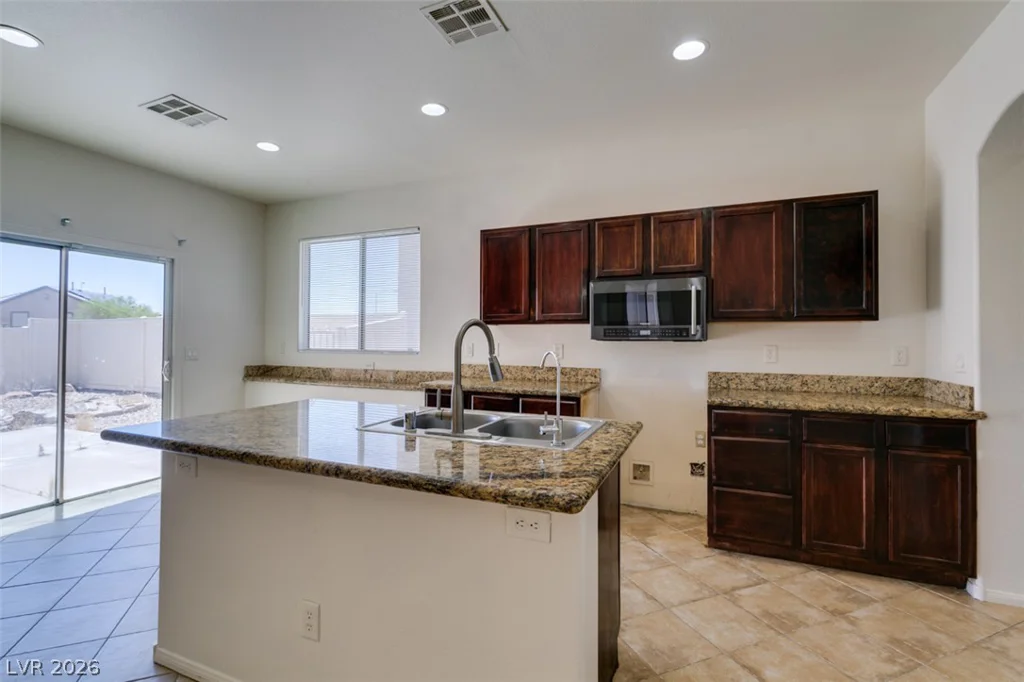 5150 Riverside Run, North Las Vegas, NV 89081