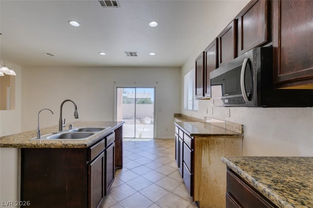 5150 Riverside Run, North Las Vegas, NV 89081