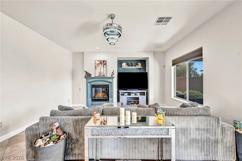 7405 Bugler Swan Way, North Las Vegas, NV 89084