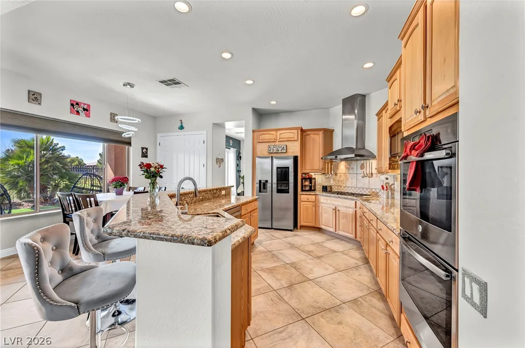 7405 Bugler Swan Way, North Las Vegas, NV 89084