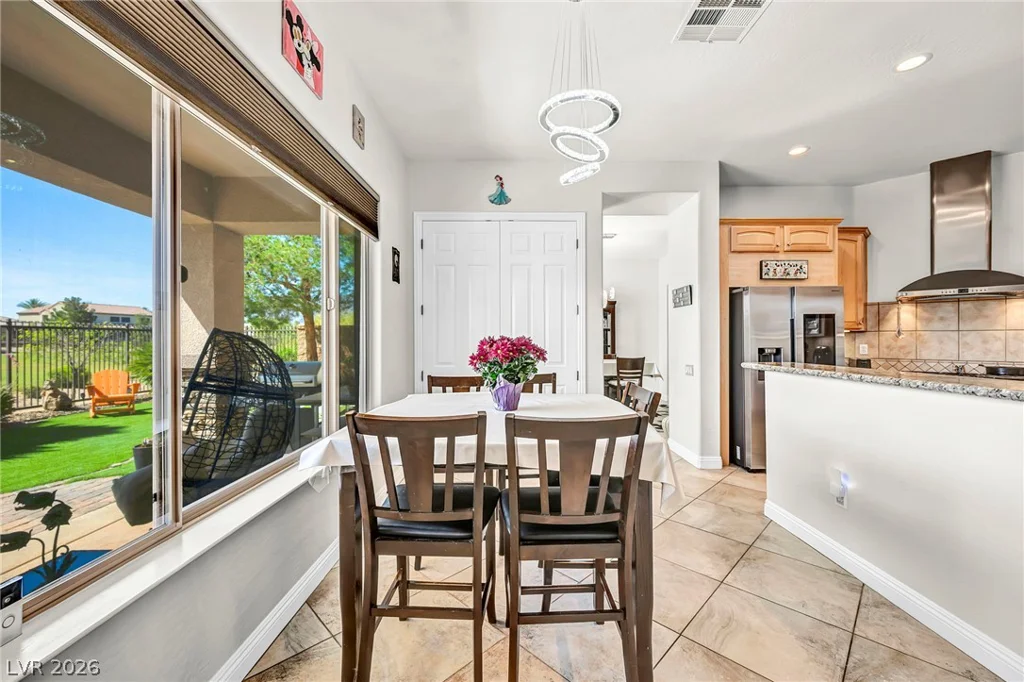 7405 Bugler Swan Way, North Las Vegas, NV 89084