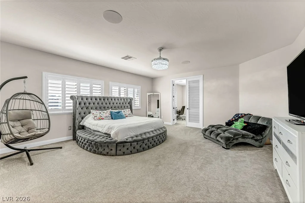 7405 Bugler Swan Way, North Las Vegas, NV 89084