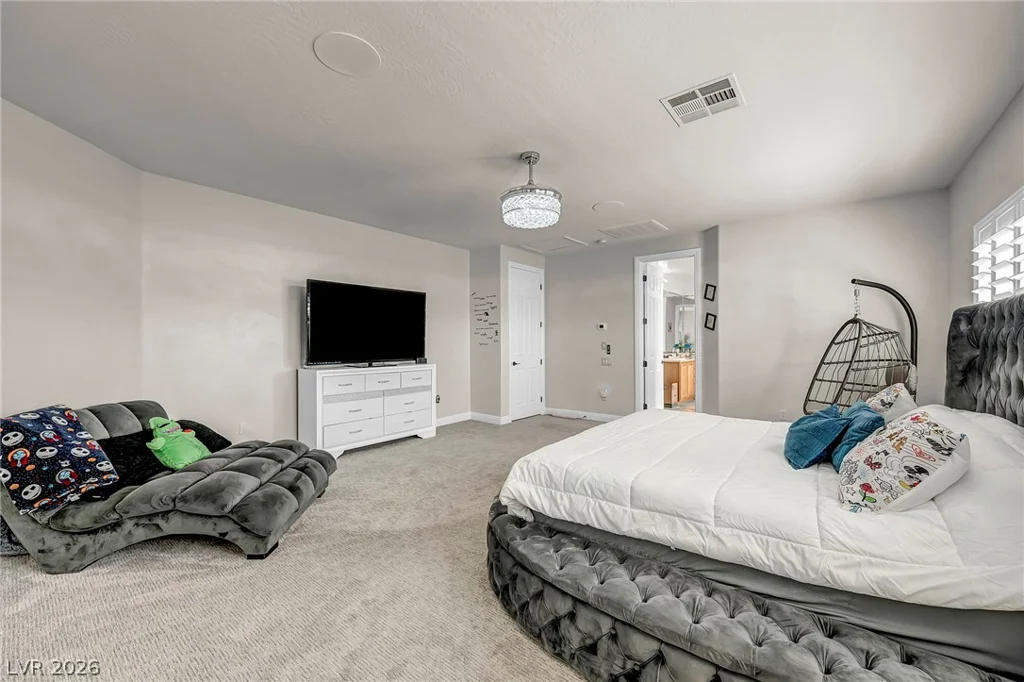 7405 Bugler Swan Way, North Las Vegas, NV 89084