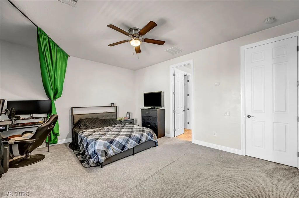7405 Bugler Swan Way, North Las Vegas, NV 89084