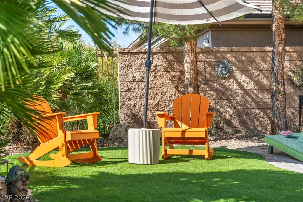 7405 Bugler Swan Way, North Las Vegas, NV 89084