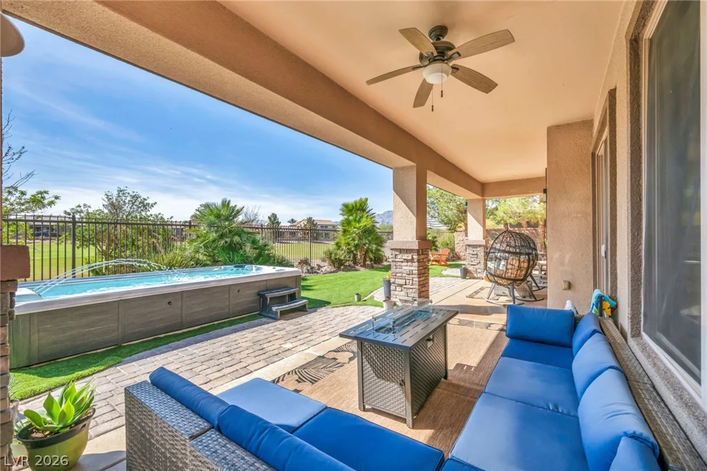 7405 Bugler Swan Way, North Las Vegas, NV 89084