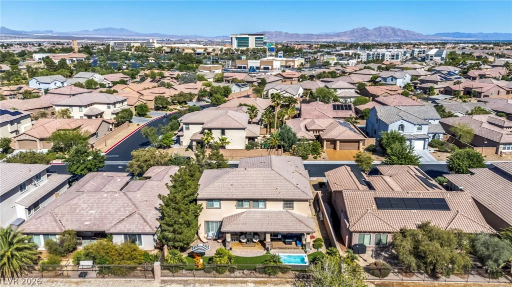 7405 Bugler Swan Way, North Las Vegas, NV 89084