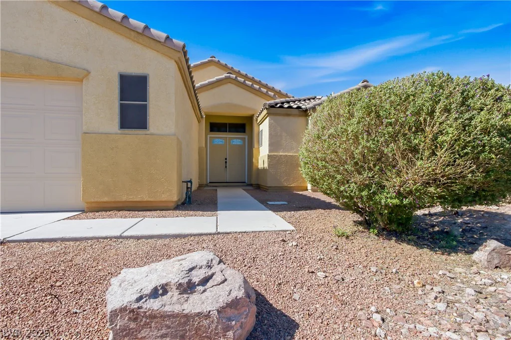 1208 El Campo Grande, North Las Vegas, NV 89081