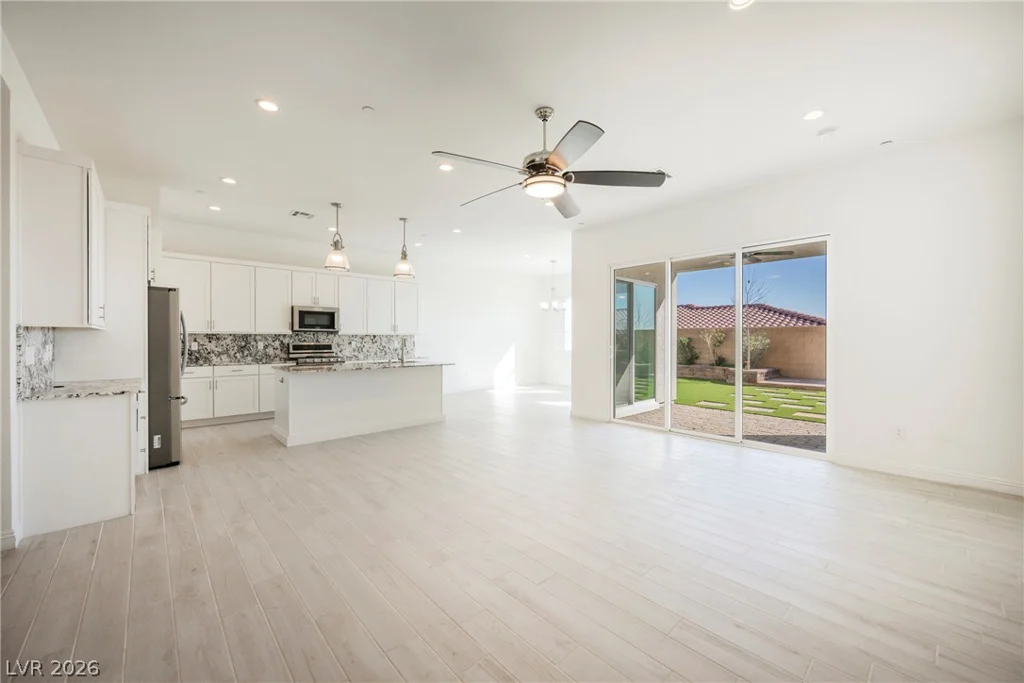 9016 Skye Treeline, Las Vegas, NV 89166