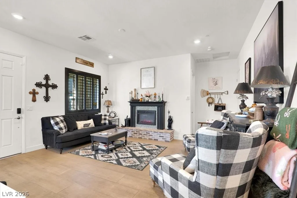 727 Chopin Hills, Henderson, NV 89011