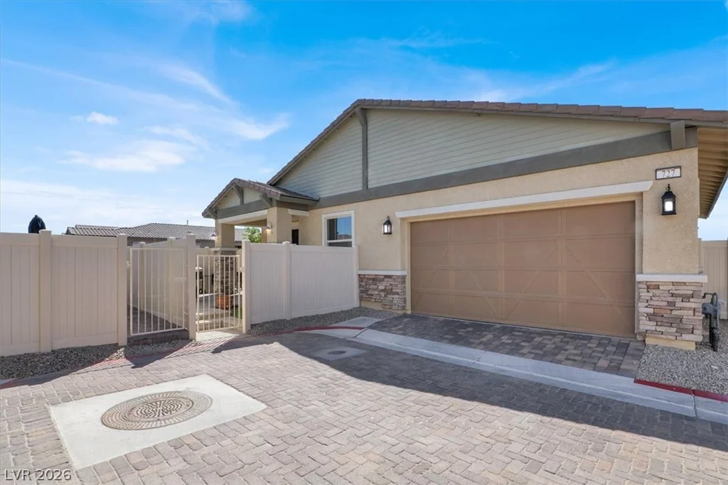 727 Chopin Hills, Henderson, NV 89011