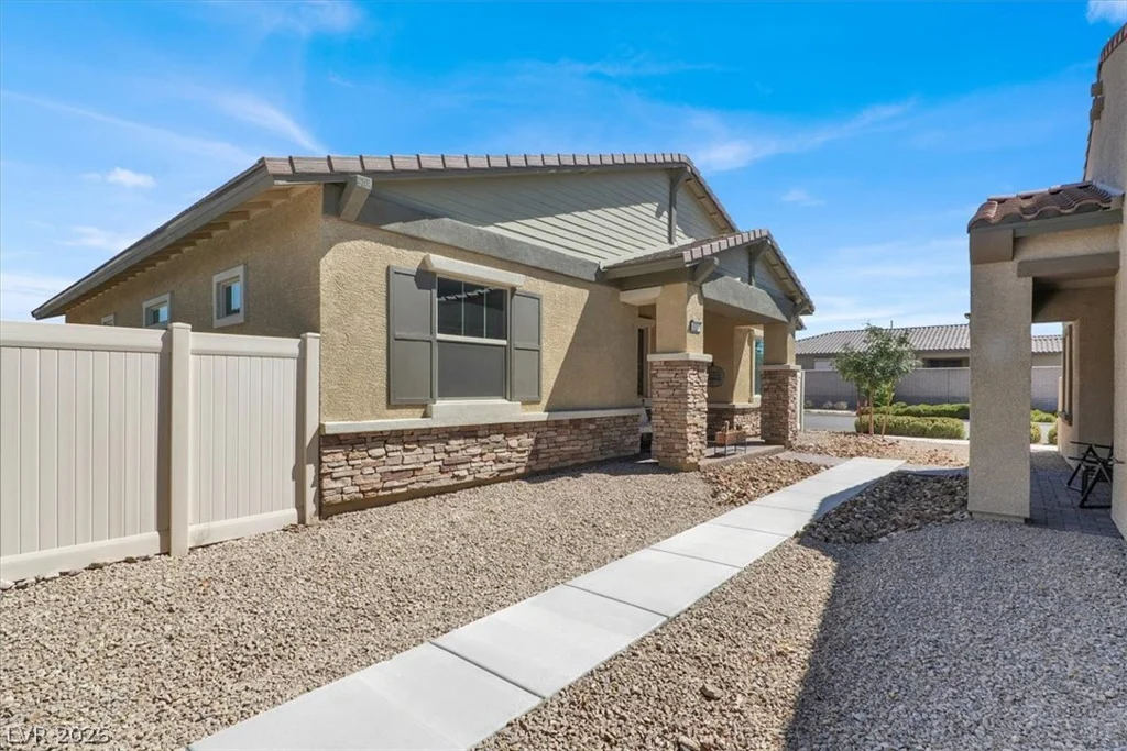 727 Chopin Hills, Henderson, NV 89011