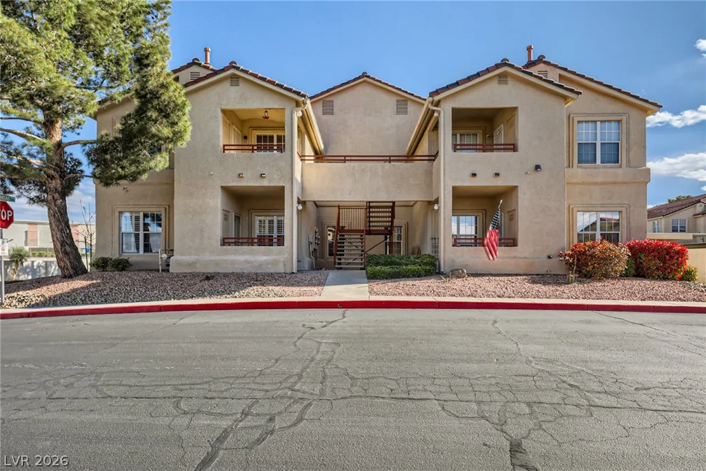 520 Arrowhead, Henderson, NV 89015