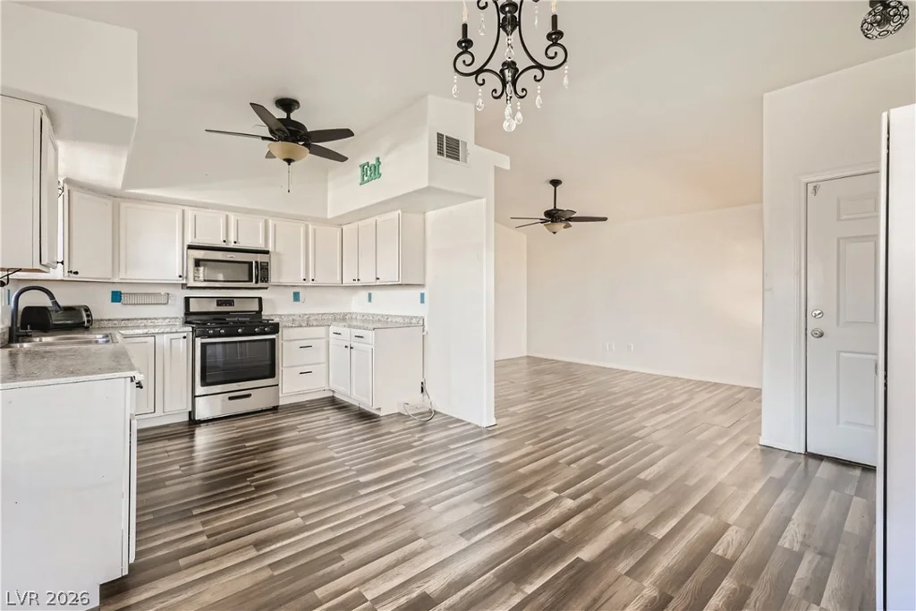 520 Arrowhead, Henderson, NV 89015
