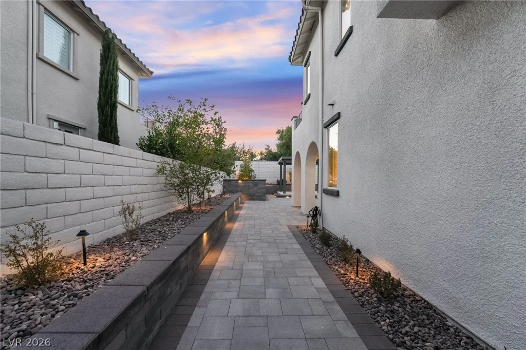 12128 Vista Linda, Las Vegas, NV 89138