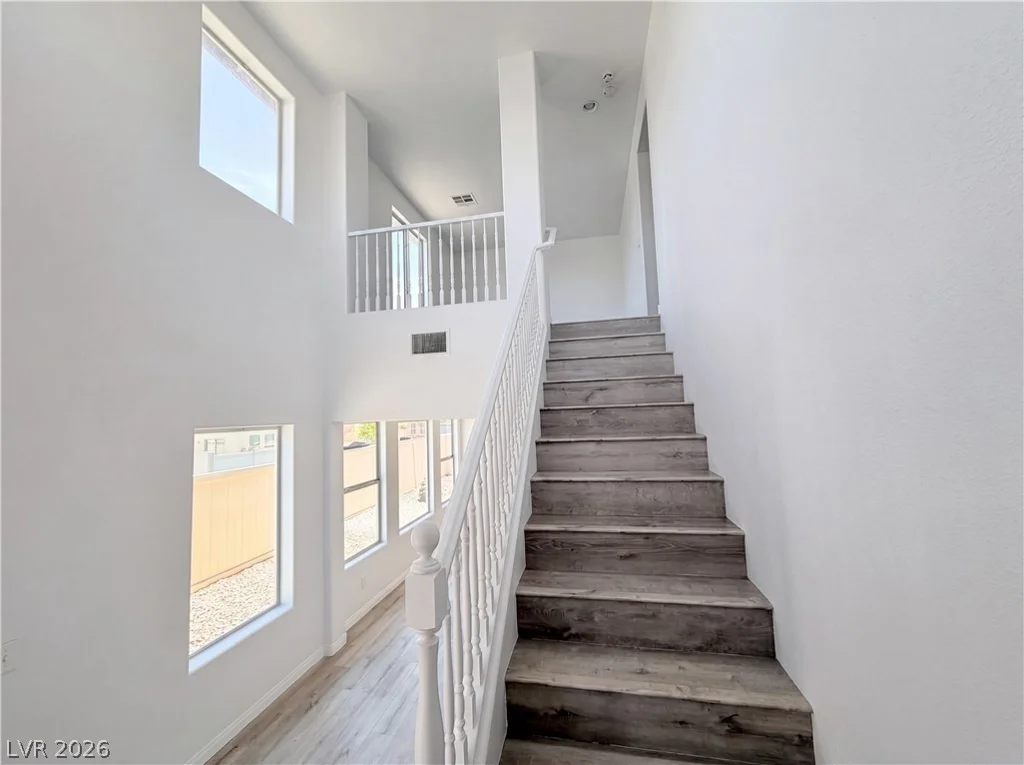 9069 Amanda Creek, Las Vegas, NV 89149