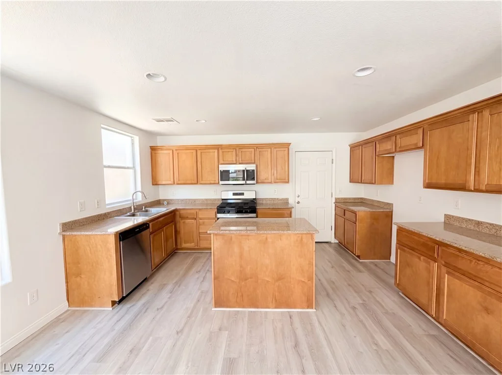 9069 Amanda Creek, Las Vegas, NV 89149