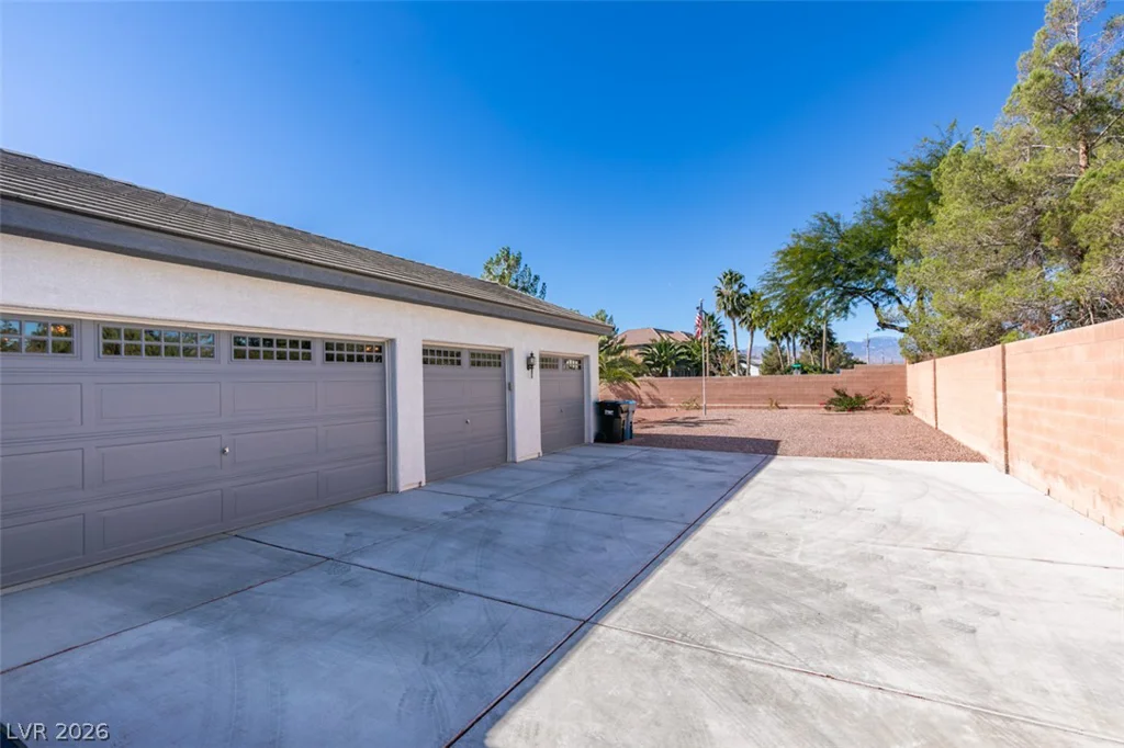 8125 Soledad Canyon, Las Vegas, NV 89131