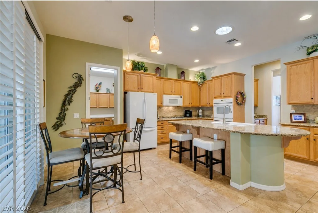 8125 Soledad Canyon, Las Vegas, NV 89131