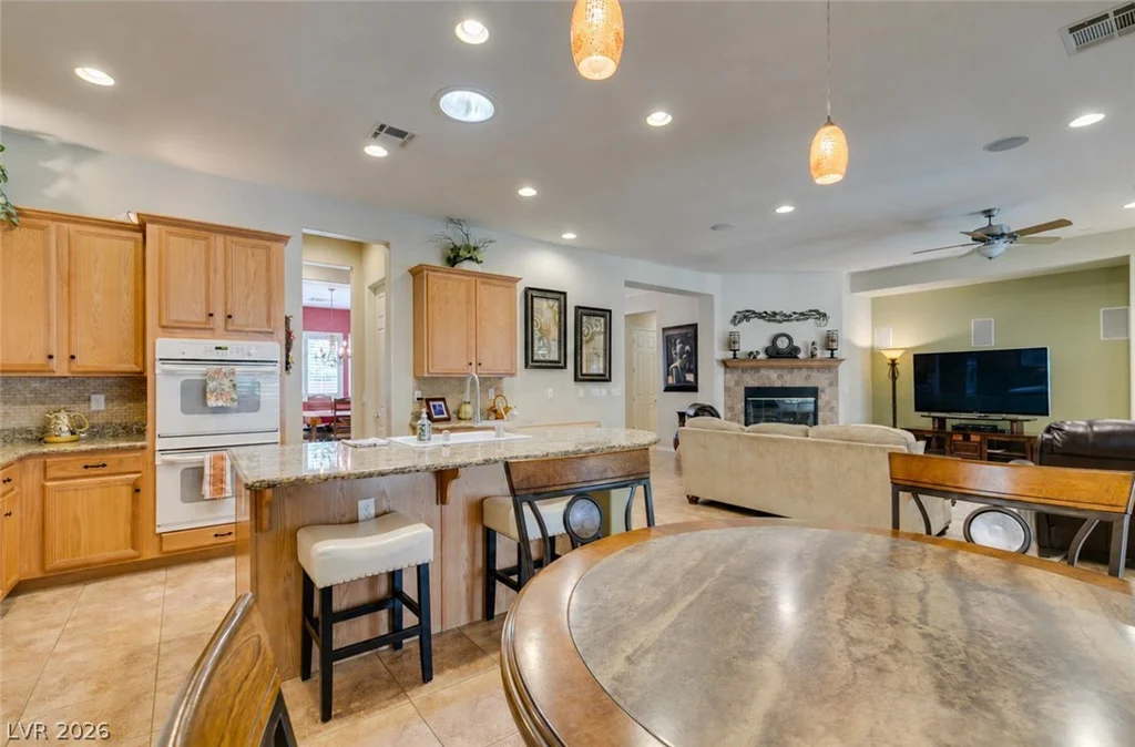 8125 Soledad Canyon, Las Vegas, NV 89131