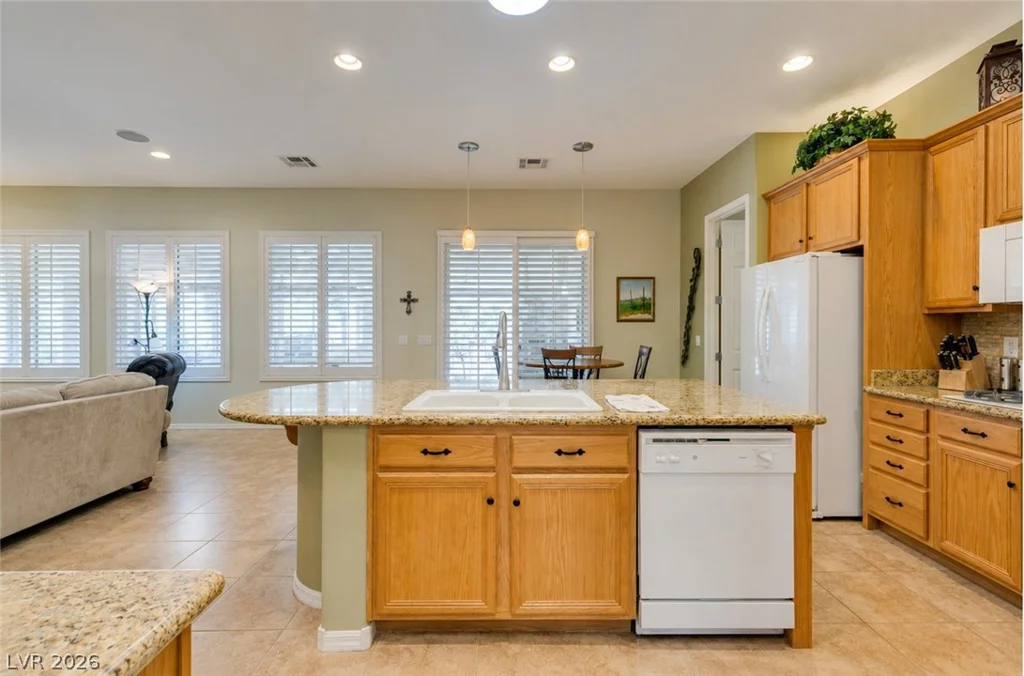 8125 Soledad Canyon, Las Vegas, NV 89131