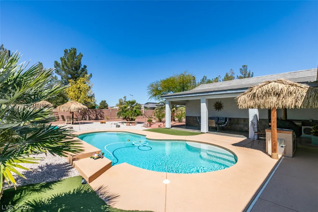 8125 Soledad Canyon, Las Vegas, NV 89131