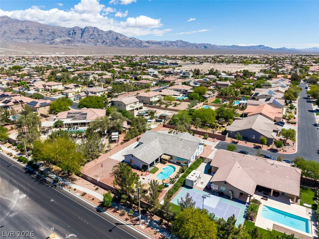 8125 Soledad Canyon, Las Vegas, NV 89131
