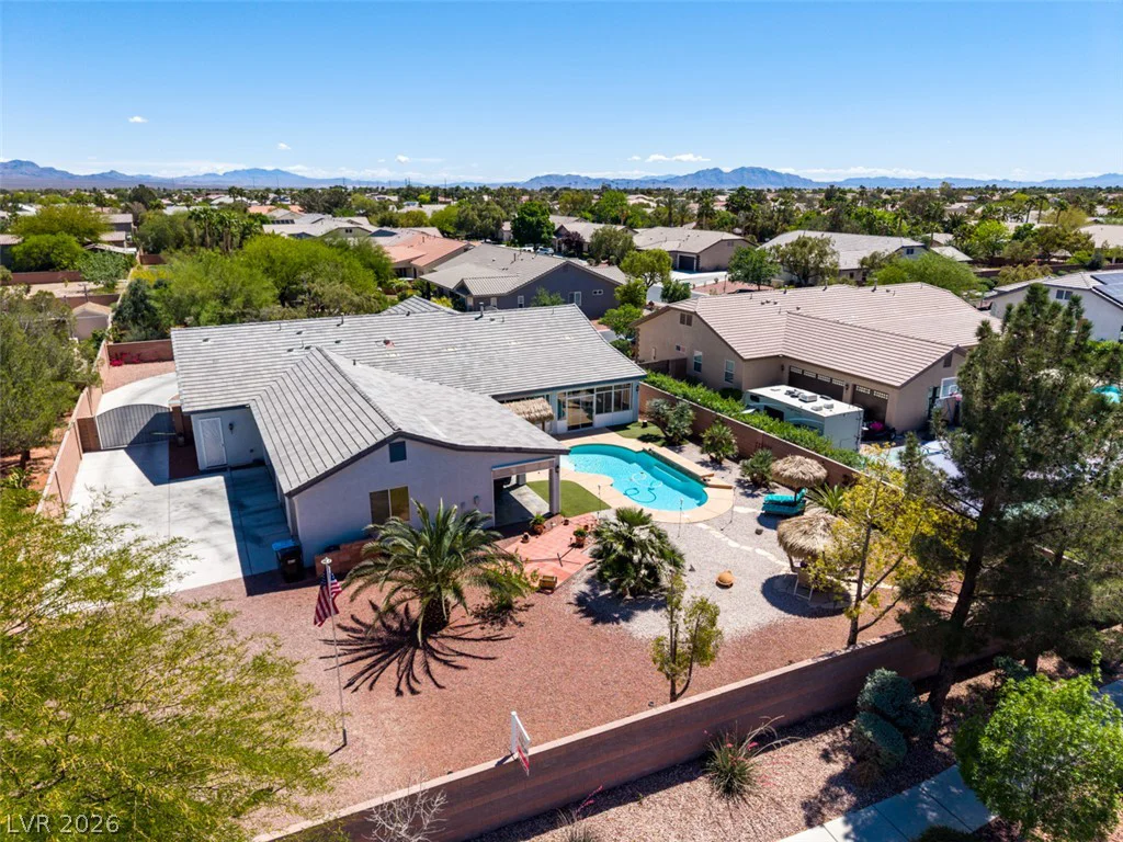8125 Soledad Canyon, Las Vegas, NV 89131